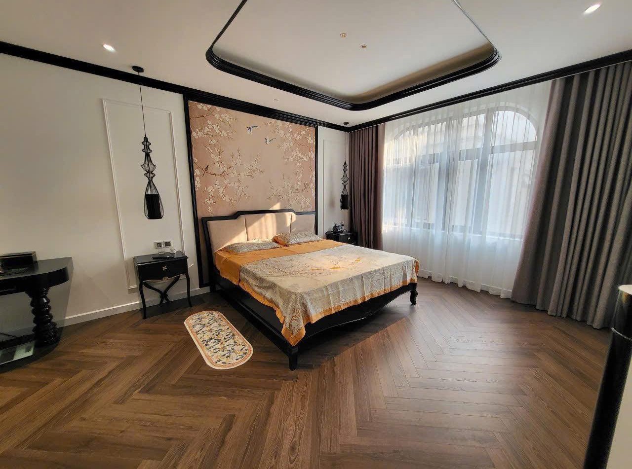 CỰC VIP! BÁN GẤP NHÀ ĐẸP NHẤT PHỐ NGỌC HÀ 65M2 - 6 TẦNG THANG MÁY - 7.5M MẶT TIỀN - 15 TỶ - GẦN PHỐ